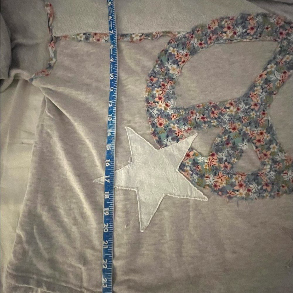 Easel Floral Peace Sign Lightweight Patchwork Oversized Sweatshirt - Picture 8 of 9